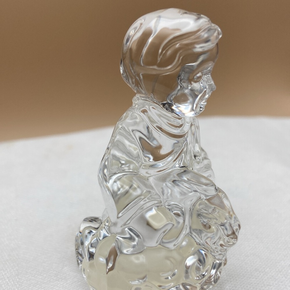 Waterford Marquis Miniature Nativity - Shepherd Boy Sitting